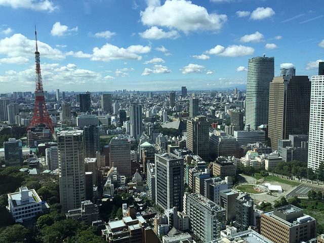 東京